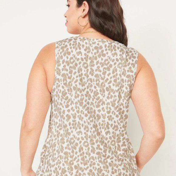 Plus Size Leopard Tank - Picture 3 of 7